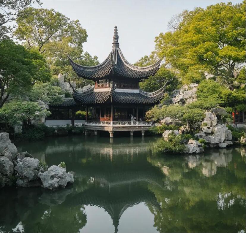 麻山区雨真服务有限公司